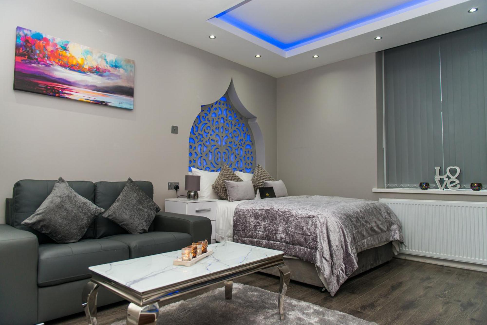 Aphrodite Suites Huddersfield Ngoại thất bức ảnh