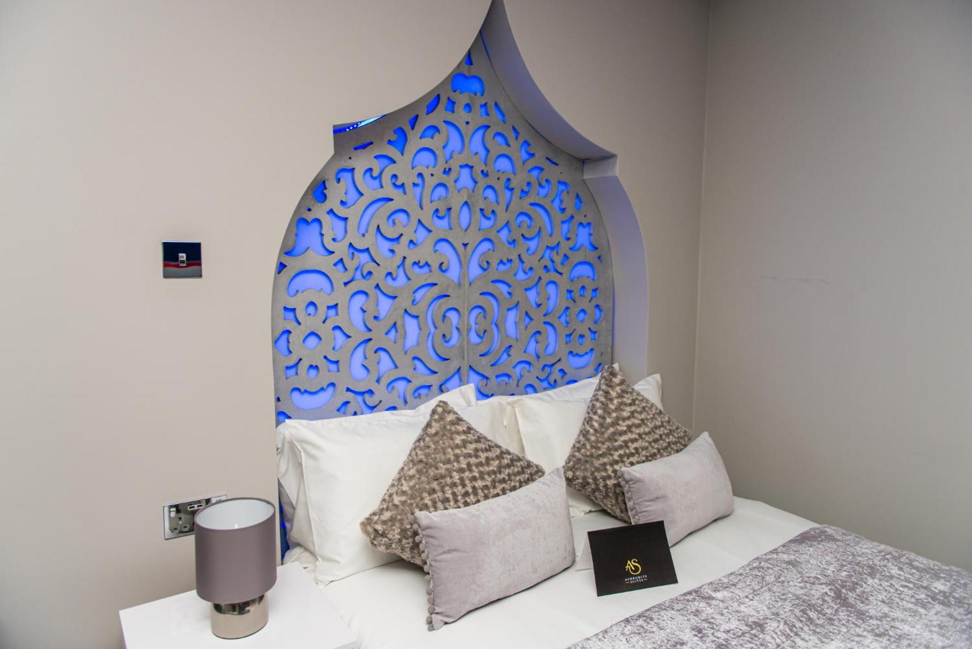 Aphrodite Suites Huddersfield Ngoại thất bức ảnh